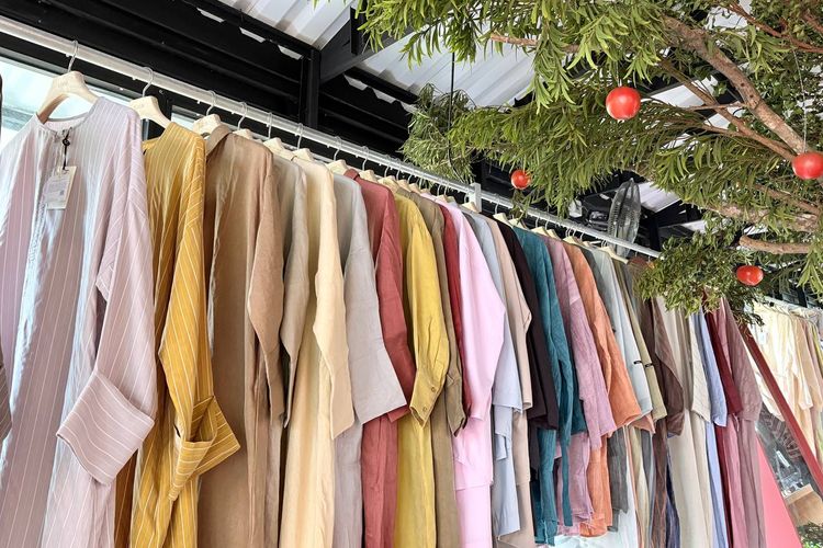 Tips Mix and Match Abaya agar Nyaman dan Tidak Gerah di Cuaca Panas