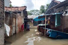 Banjir di RW 002 Tegal Alur Mulai Surut, Sebagian Warga Masih Mengungsi
