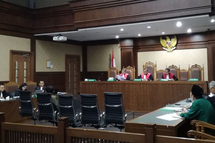 Staf Khusus Menteri Agama Lukman Hakim Saifuddin, Gugus Joko Waskito bersaksi di  Pengadilan Tindak Pidana Korupsi, Jakarta, Rabu (10/7/2019).