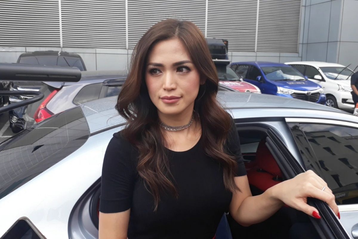 Jessica Iskandar dalam wawancara di Studio TransTV, Mampang, Jakarta Selatan, Rabu (6/12/2017). 