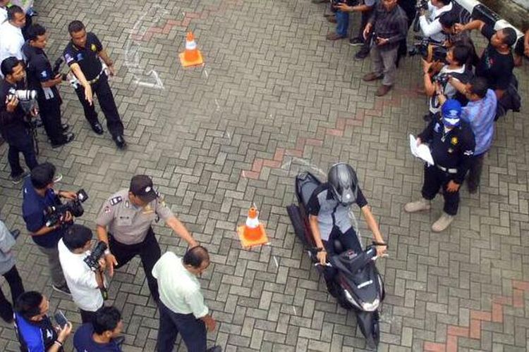 Yamaha Mio Z sedang dipakai untuk ujian SIM C di Kantor Dinas Sosial Jakarta Timur, (31/3/2016).