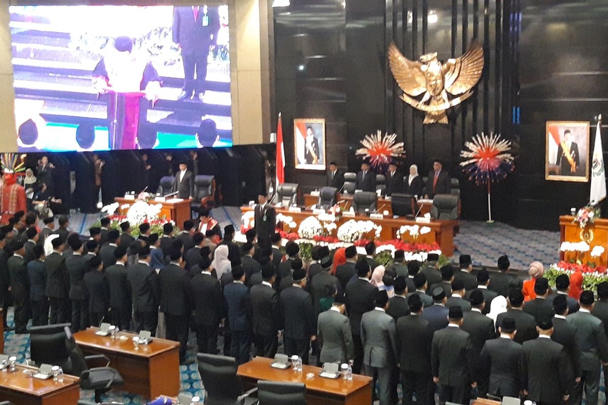 Pelantikan Anggota DPRD DKI periode 2019 - 2024 Jakarta di Ruang Paripurna, Gedung DPRD DKI Jakarta, Senin (26/8/2019)