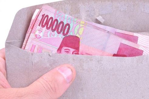 Aparat Desa di Karawang Potong Dana BST Warga Rp 300.000, Alasannya untuk Pasien Covid-19