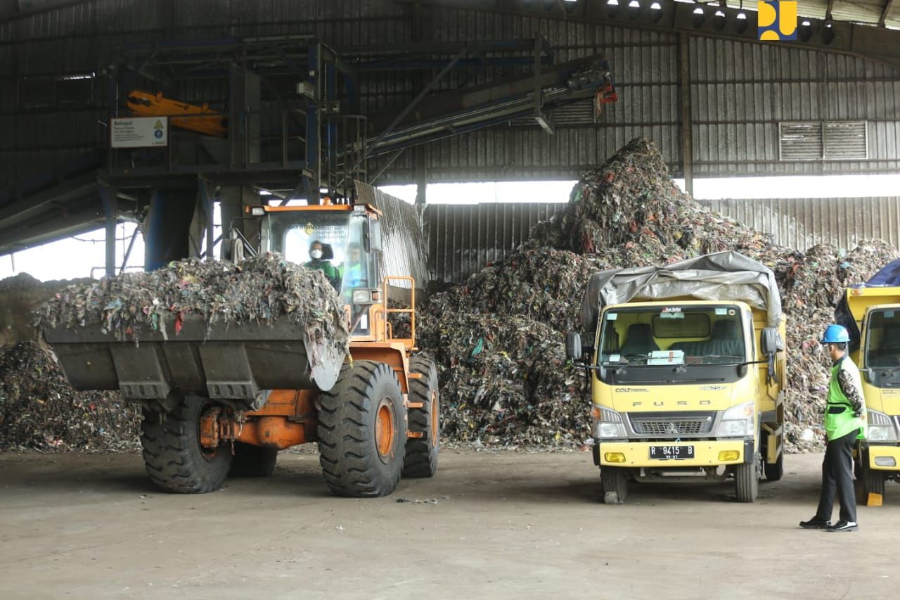 RDF Rorotan Dibangun untuk Atasi Masalah Sampah, Pengamat: Solusi Palsu
