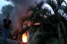 Sebuah Gudang Bank BNI di Kota Palopo Terbakar