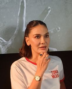 Cerita Luna Maya Gagal Hiatus gara-gara Zona Merah