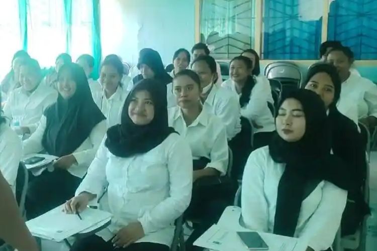 Cari Kerja Susah di Subang, Warga Pilih Jadi Caregiver di Luar Negeri, Gajinya Rp 17 Juta