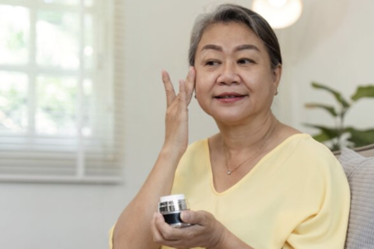 Tren Krim Estrogen untuk Wajah, Benarkah Aman dan Efektif Bikin Kulit Awet Muda?