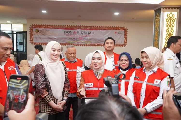 Donor darah di lingkungan Pemprov Lampung.