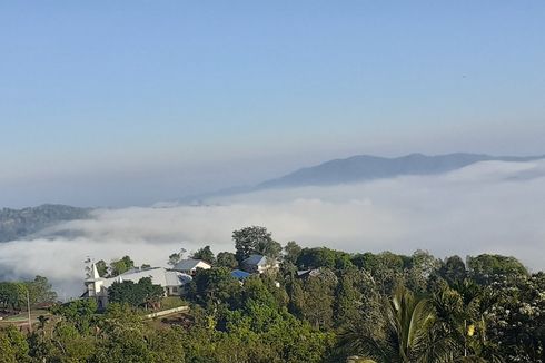 Kampung di Atas Awan, Kampung Lembah Wajur di Flores 