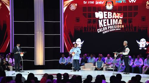 Pertanyaan Ganjar ke Anies Sindir Bansos Dinilai Simbol Kedekatan Paslon 1 dan 3