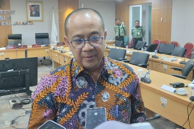 Direktur Utama PAM Jaya, Arief Nasrudin mengakui pembangunan resrvoir komunal atau bak penampungan air untuk mengatasi krisis air bersih di Rumah Susun Marunda, Jakarta Utara, sempat mengalami kendala. 