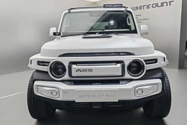 iCar V23 White Glint, Bukti SUV Boxy Listrik Bisa Tampil Modern