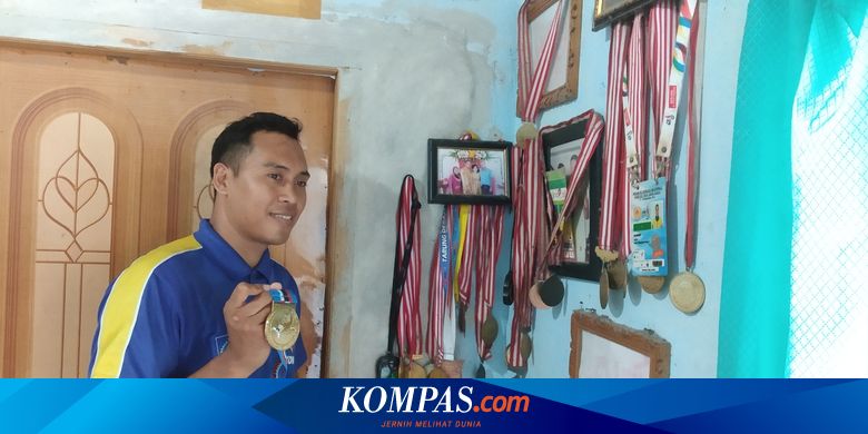 Munakib, Atlet NTB yang Masih Menanti Janji Jadi PNS dari TGB - Vimarsana News