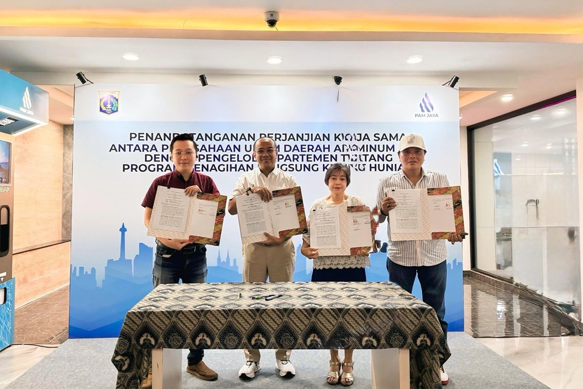 PAM JAYA menandatangani perjanjian kerja sama (PKS) dengan pihak pengelola apartemen, Selasa (15/4/2025). 