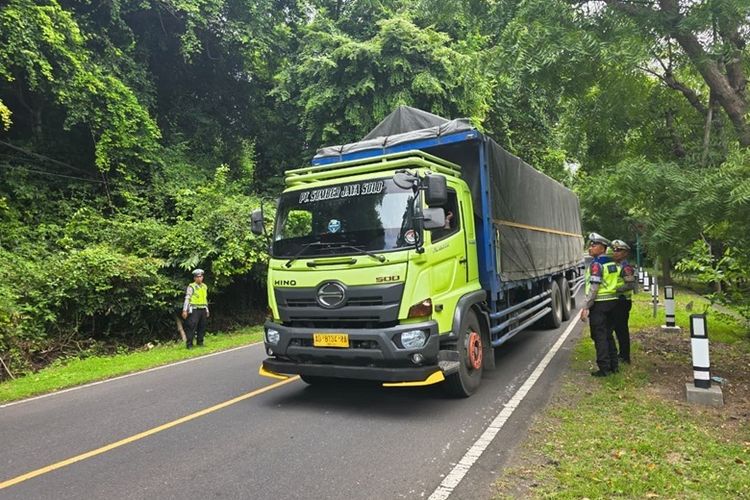 Masih Ada Truk Melintas Saat Larangan Berlaku, Menhub Minta Pengusaha Patuh