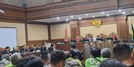 Hakim Kabulkan Tahanan Rumah untuk Nadiem Makarim