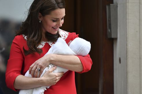 Dalam Kondisi Bugar, Kate Middleton Tunjukkan Anak Ketiganya