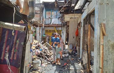 Korban Kebakaran SUTT di Jatipulo Tagih Janji Pemulihan Rumah, Bukan Uang  Tunai