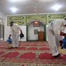 Cegah Virus Corona, Sejumlah Masjid di Jakarta Disemprotkan Disinfektan