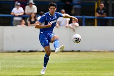 Elkan Baggott Debut bersama Gillingham: Distribusi Dipuji, Hasil Akhir Kalah 0-2