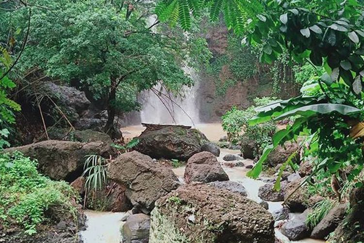 Wisata Air Terjun Gandariyo di Kota Semarang