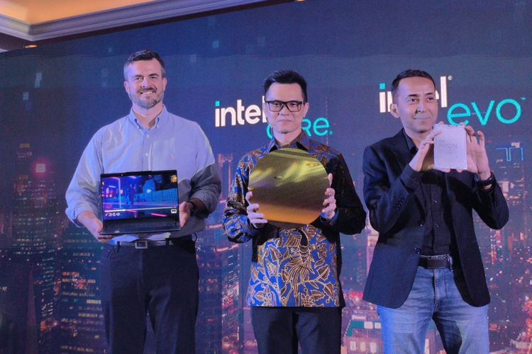 Para petinggi Intel di acara peluncuran prosesor Intel Gen 13 di  Indonesia Ballroom, Shangri-La Hotel, Jakarta Pusat, Kamis (15/6/2023). 