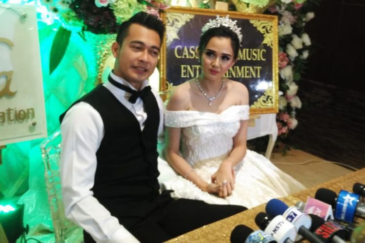 Eza Gionino dan Meiza Aulia Coritha atau Echa menggelar resepsi pernikahan di Grand Galaxy Park, Bekasi Jawa Barat, Minggu (23/9/2018) malam. 