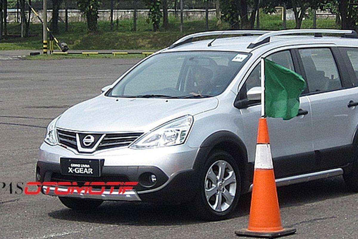 Nissan Livina X-Gear