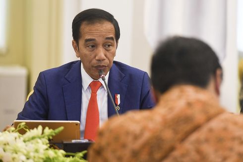 Presiden Jokowi: Stok Semakin Terbatas, RI Butuh 3 Juta APD