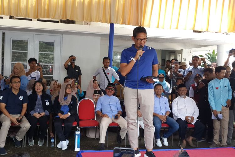 Calon wakil presiden nomor urut 02 Sandiaga Uno di rumah Bung Tomo Jalan Ijen nomor 6 Kota Malang, Minggu (31/3/2019)