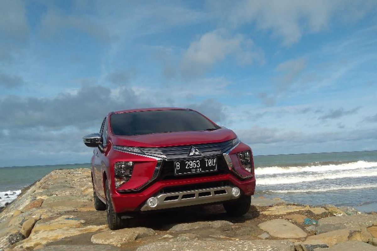 Tes Mitsubishi Xpander di Sumatera Barat 