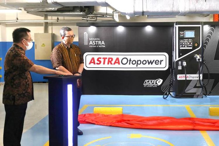 Astra Otoparts resmikan SPKLU yang diberi nama Astra Otopower