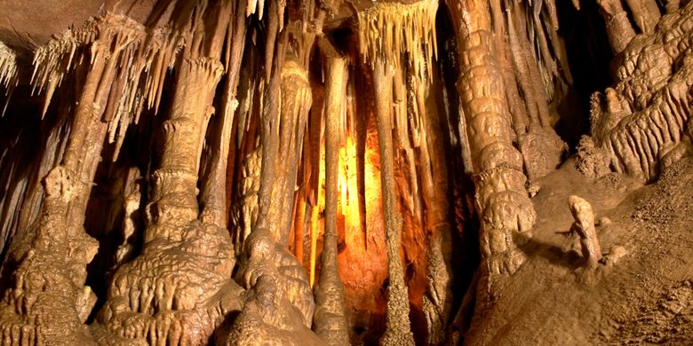 Stalaktit dan Stalagmit