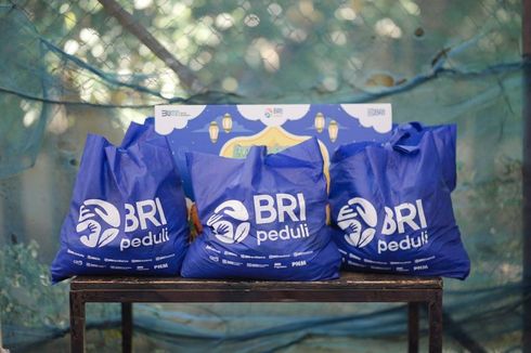 BRI Group Salurkan 128.000 Paket Sembako bagi Masyarakat di Seluruh Indonesia