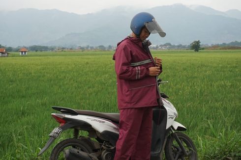 Pilih Jas Hujan Jangan Cuma Nyaman, tetapi Harus Aman