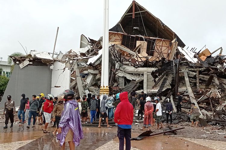 West Sulawesi Governors Office building suffered extensive damage after the quake and its aftershocks in Majene on Friday, January 15, 2021. 