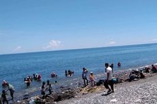 Warga Heboh Cari Emas di Pesisir Pantai, Ini Kata Wabup Maluku Tengah
