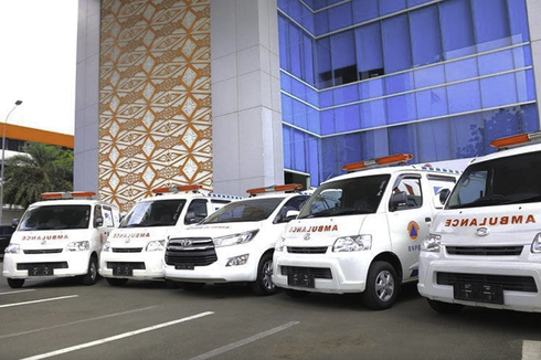 Ambulans Bawa 5 Petugas Vaksinasi Siswa SD Masuk Jurang Sedalam 50 Meter di Solok