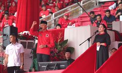 Hadiri Acara Puncak Bulan Bung Karno, Ganjar Pranowo Sebut Komitmen Lanjutkan Mimpi Bung Karno