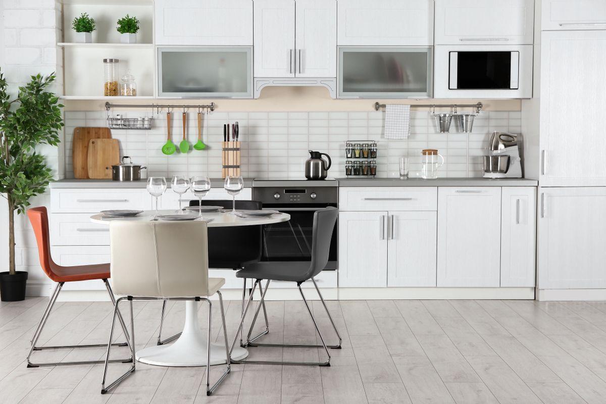 Ilustrasi kitchen set di dapur, lemari dapur. 