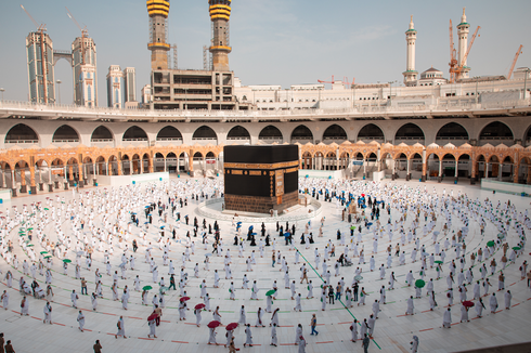 Arab Saudi Kini Izinkan Akad Nikah di Masjidil Haram dan Masjid Nabawi