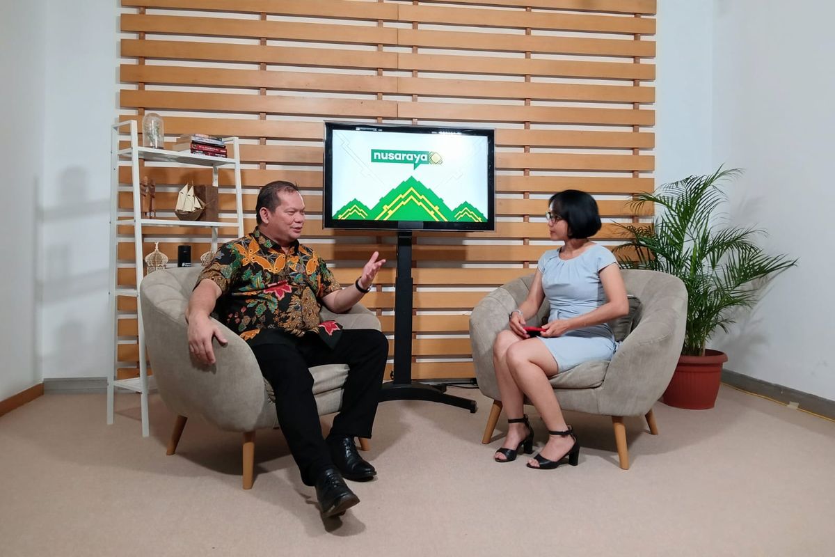 Bupati Talaud Dr Elly Engelbert Lasut  saat ada di acara Nusaraya dari Kompas.com.