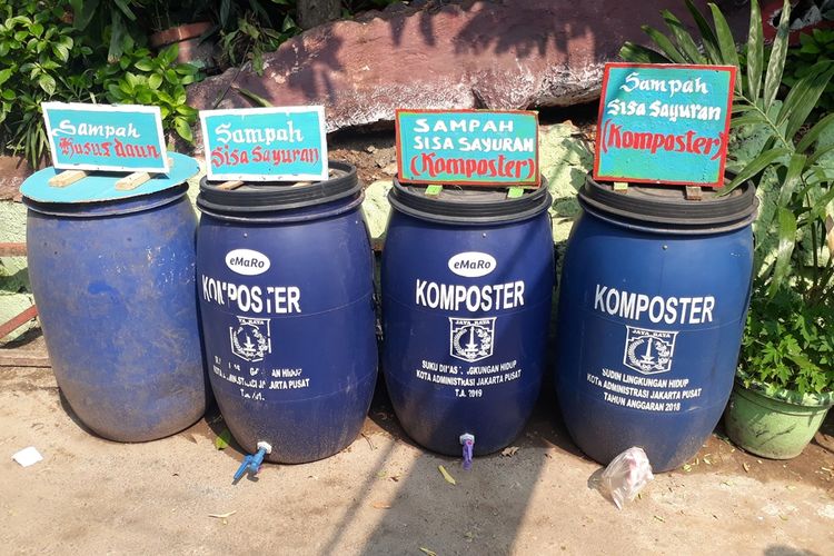 Kampung Hijau Berseri, RW 03, Kelurahan Cempaka Putih Timur, Kecamatan Cempaka Putih, Jakarta Timur, Minggu (3/11/2019), wilayah percontohan program SAMTAMA (Sampah Tanggung Jawab Bersama) yang digagas Pemprov DKI Jakarta.