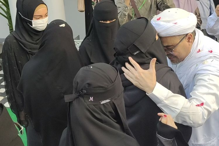 Tak Mau Dipenjara Lagi, Rizieq Pilih Tak Umumkan Pembebasannya secara Besar-besaran