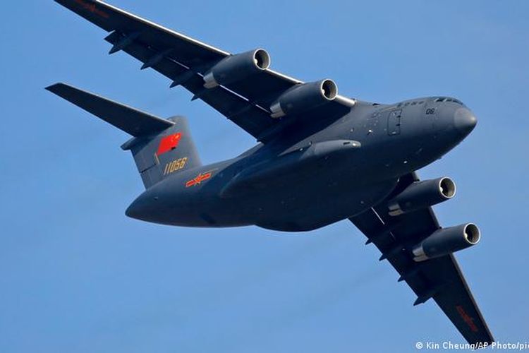 Media melaporkan enam pesawat angkut Angkatan Udara Cina Y-20 membawa sistem rudal HQ-22 untuk militer Serbia
