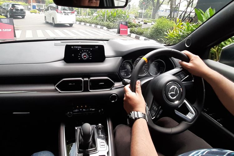 Test drive Mazda CX-8