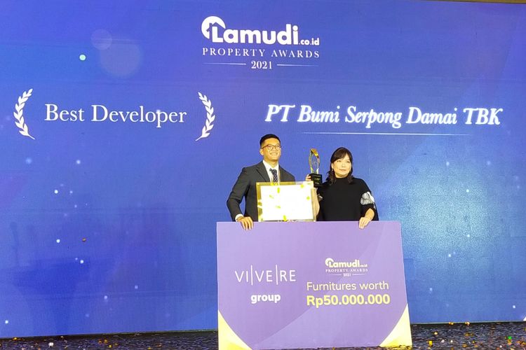 PT Bumi Serpong Damai Tbk atau BSDE terpilih sebagai pengembang Indonesia terbaik dalam ajang Lamudi Property Awards 2021. Penganugerahan ini digelar saat Gala Dinner di Four Seasons Hotel, Jakarta, Jumat (24/6/2022) malam.