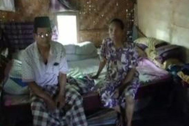 Sepasang kakek nenek di Polewali Mandar sulawesi barat yang sudah tak mampu bekerja luput dari bantuan PSKS.