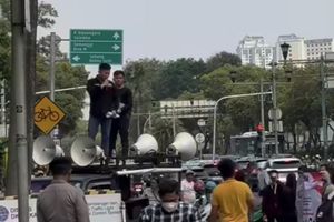 Kenapa Polisi Tak Larang Massa PBRI Aksi Dekat Bundaran HI seperti BEM UI?